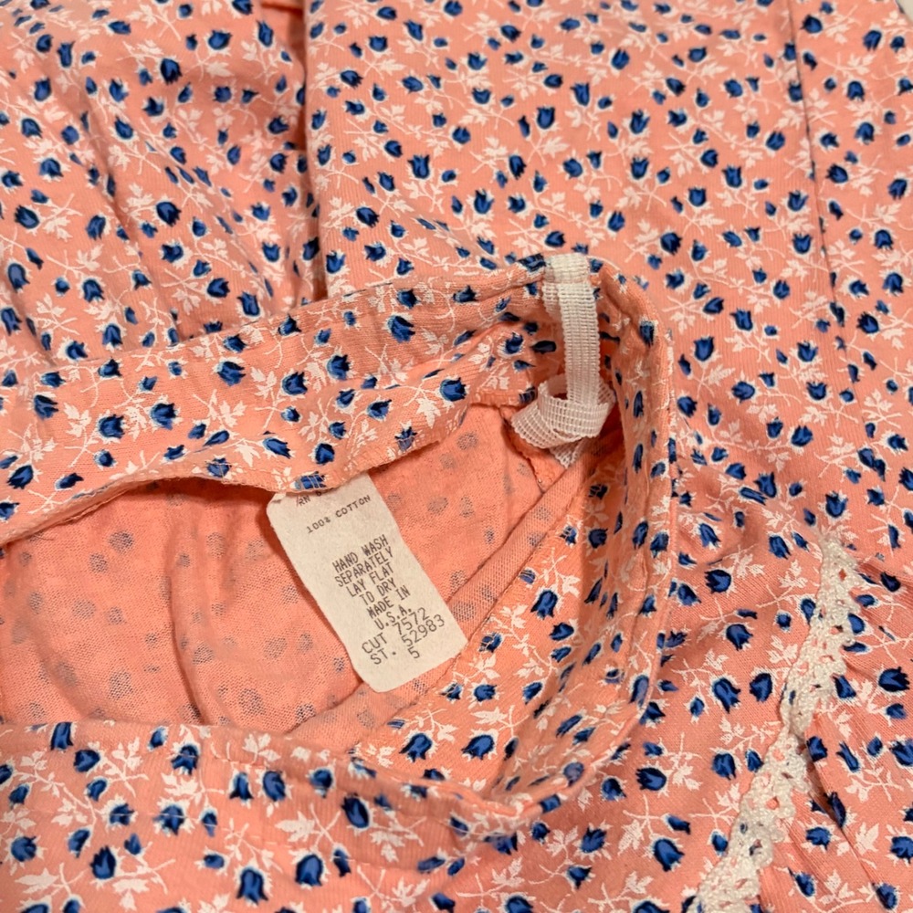 Vintage RAMPAGE Pink Floral Skirt with dainty print and lace detailing - Picture 11 of 16
